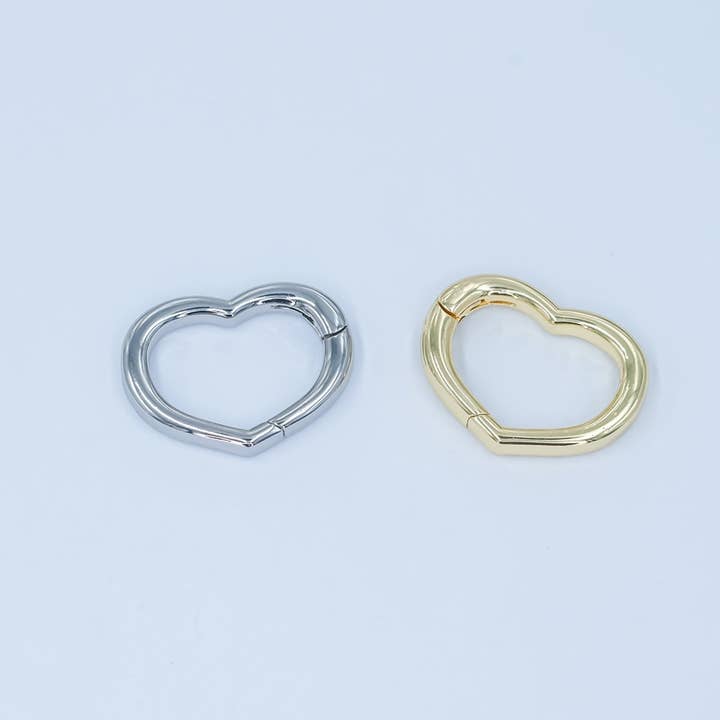 24K Gold Filled 14.8mm Minimalist Heart Push Gate Finding in Gold & Silver | Z1136 for wholesale by Aim Eternal