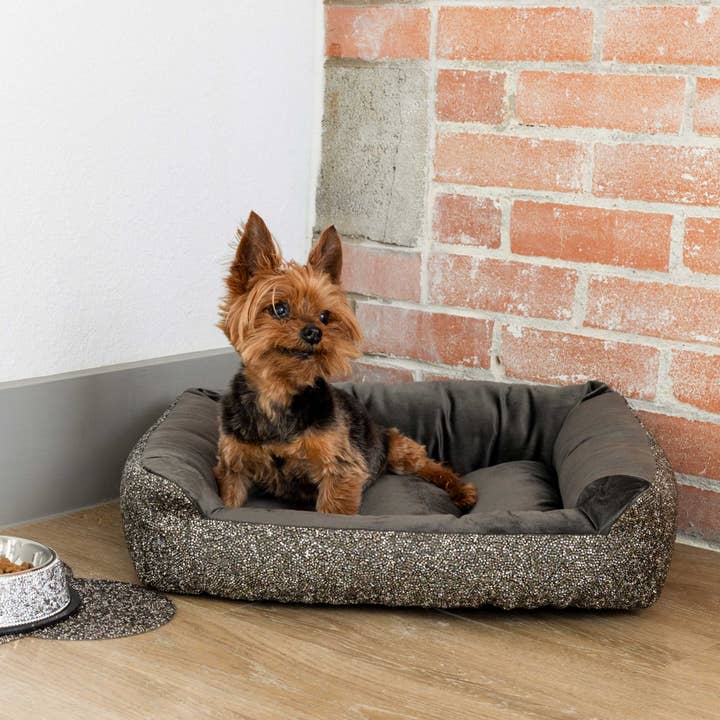 Sparkles Home – wholesale Husdjursbädd – Hund – Glittrande hundbädd med strassstenar1