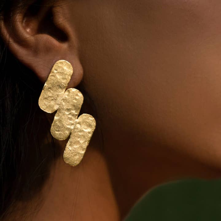 DIORA - Wholesale Dangle Earrings - Handmade Long Stud Earrings Hammered Brass Fashion Jewelry 3