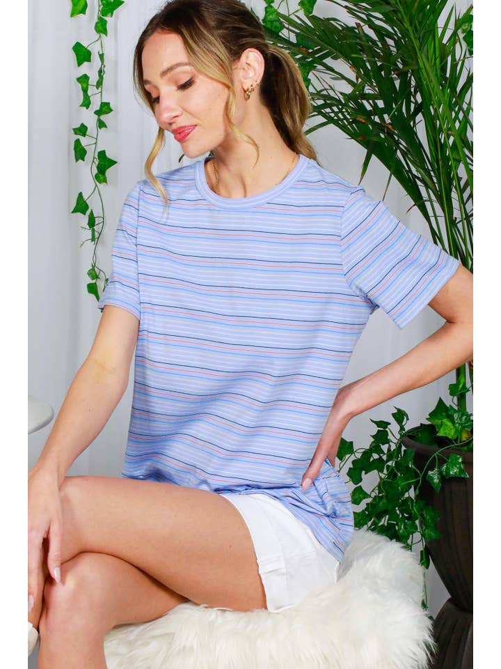 Vine & Love - Vendita all'ingrosso Maglietta - Donna - Top girocollo in cotone a maniche corte a righe multiple VT81439A10