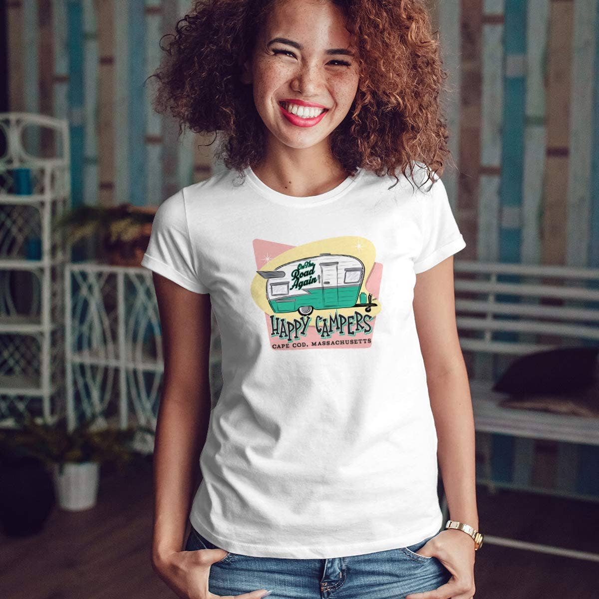 RetroPlanet - Wholesale Screen Printed T-Shirt - Unisex - Happy Campers T-Shirt Name Drop Adult Unisex S-2X2
