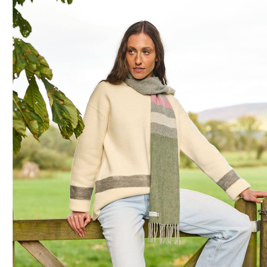 Tweedmill Textiles - Vente Écharpe – femme - Écharpe à rayures en laine d'agneau4