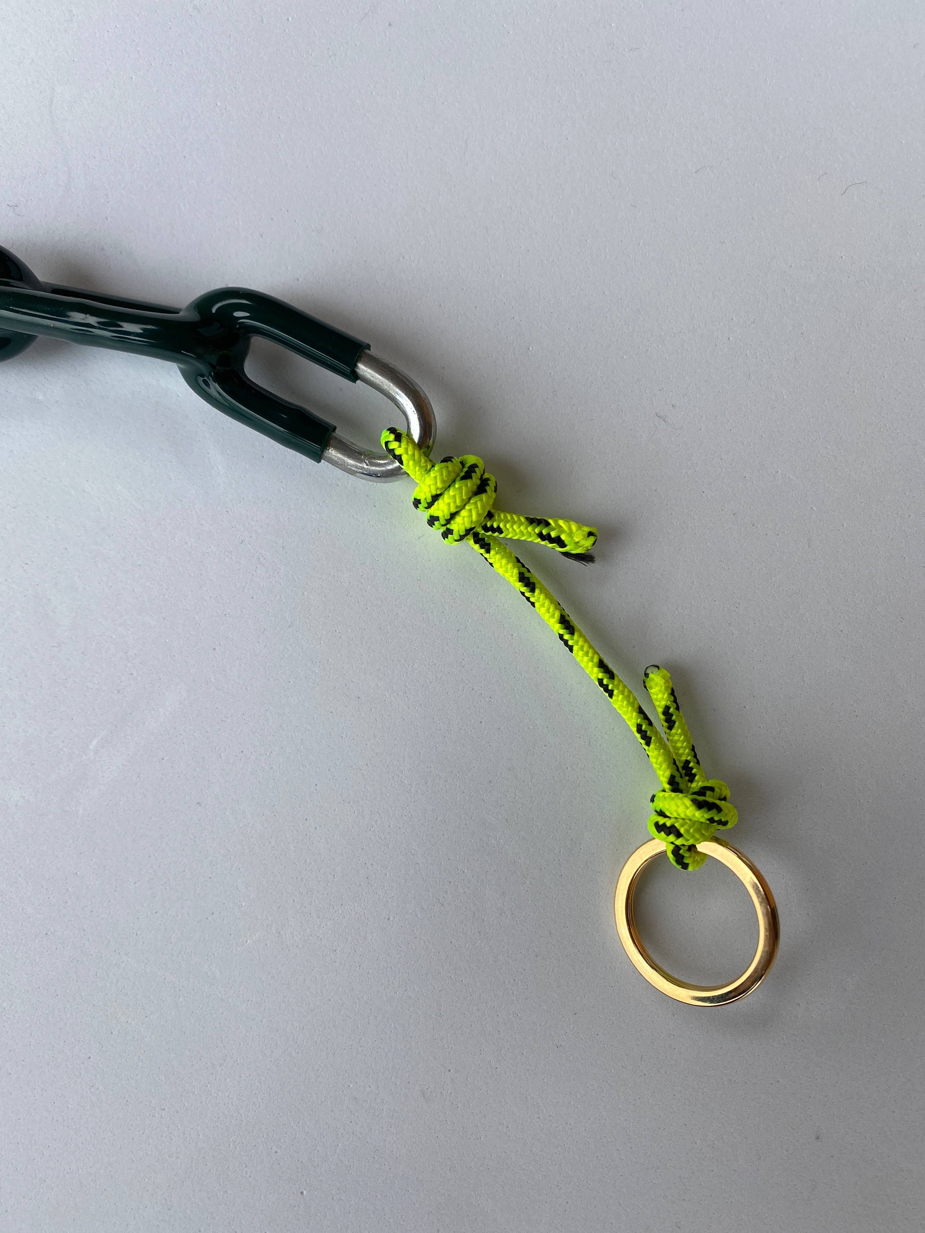 sotos-project - Wholesale Keychain - Unisex - CLEAREST BLUE key ring green1