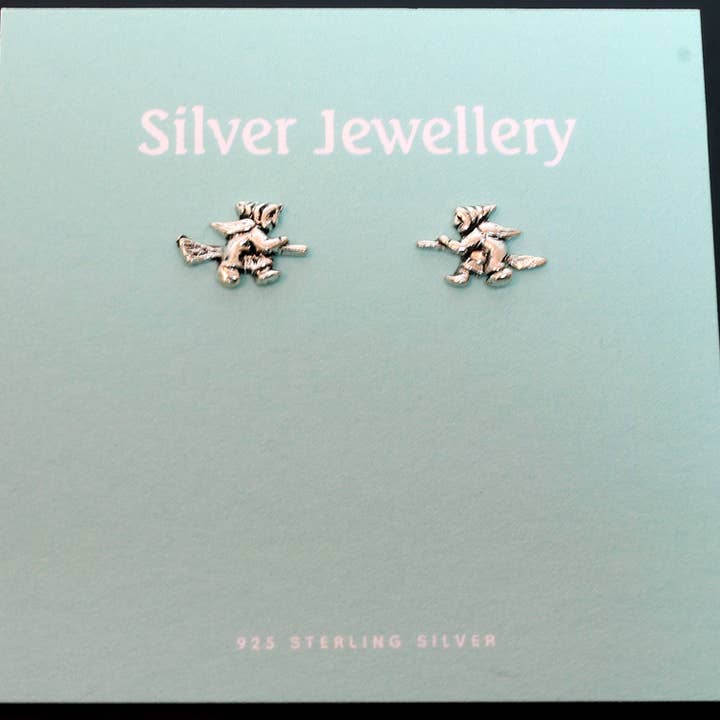 Sterlingsølv hekse på kosteskaft ørestikker for engroshandel hos Western Counties Wholesale