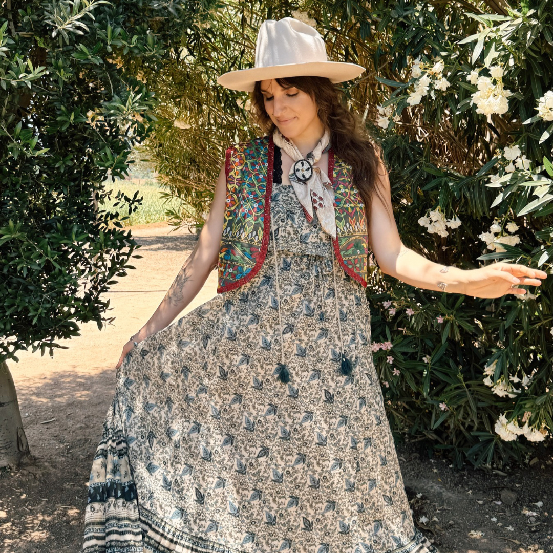 Wylder Trading Company - Wholesale Outerwear Vest - Women's - Boho Western Fringe Cowgirl Hippie Vest Leather Kantha6