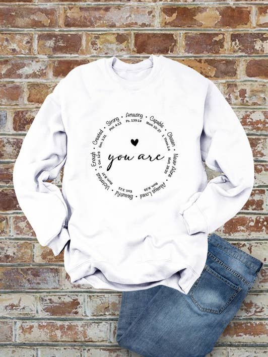 Felpe unisex in pile a girocollo con scritta «You Are, Christian» per la vendita all'ingrosso da parte di Top Avenue