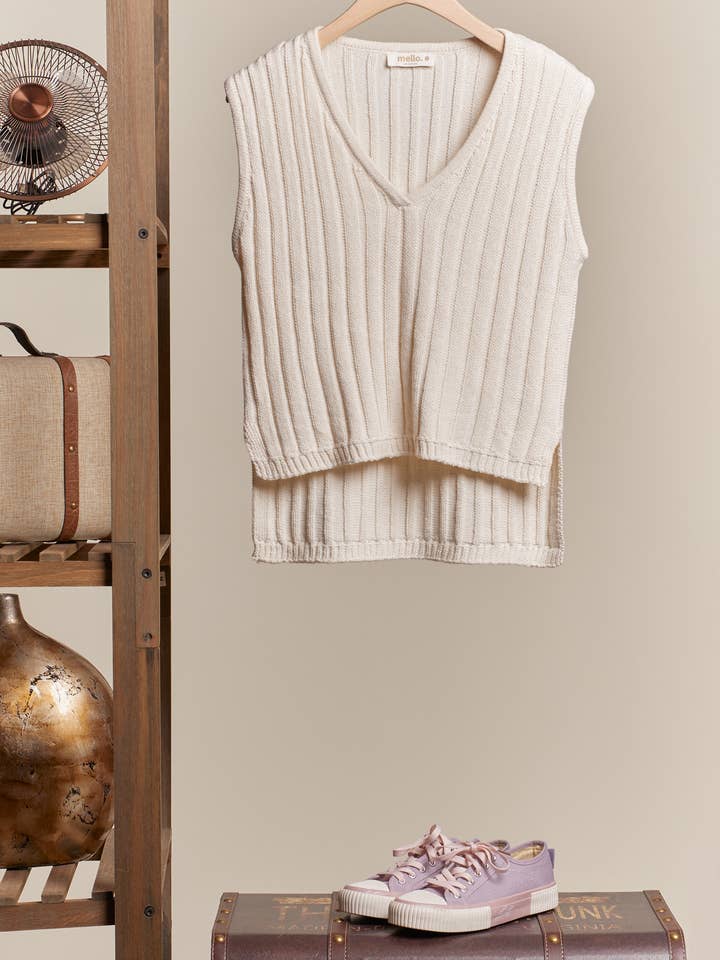 Ivory Hi Low V neck Sleeveless Top for wholesale on Faire
