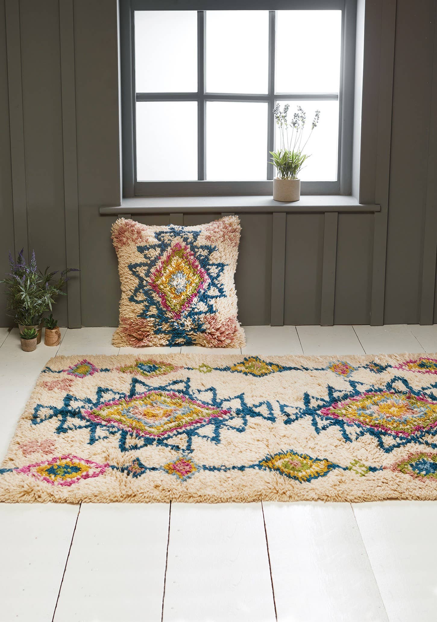 Namaste - Wholesale Area rug - Meha Geometric Pattern Shaggy Wool Rug 90 X 150Cm1
