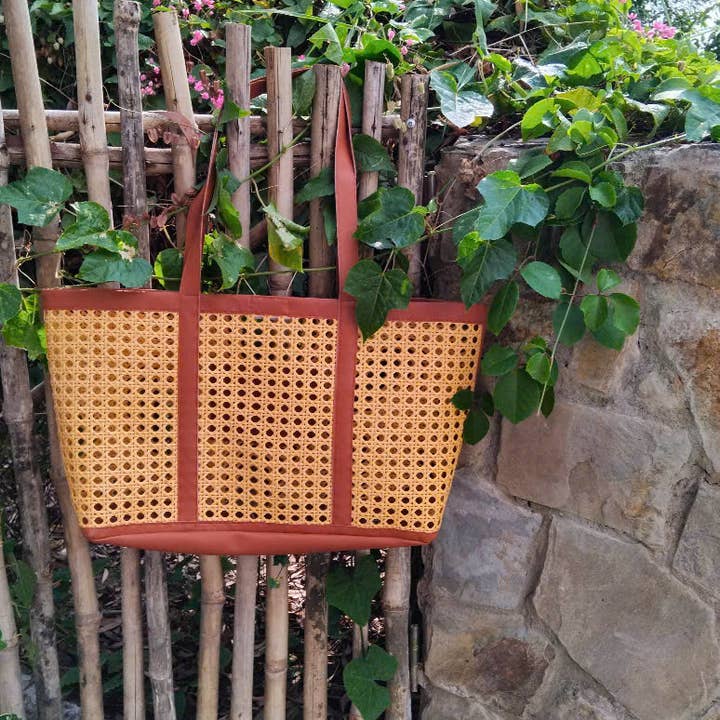 H-H - Wholesale Beach bag - Hollow Out Rattan Handbag , Beach Bag ( 198TV/HH)5