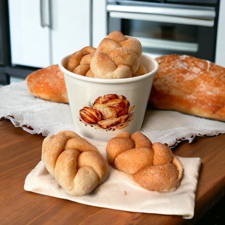 Eartherella Soap & Candle Co., LLC - Wholesale Wax Melt - Loaf of FRESH BAKED BREAD | FAKE FOOD | Braided Bread | 5 oz