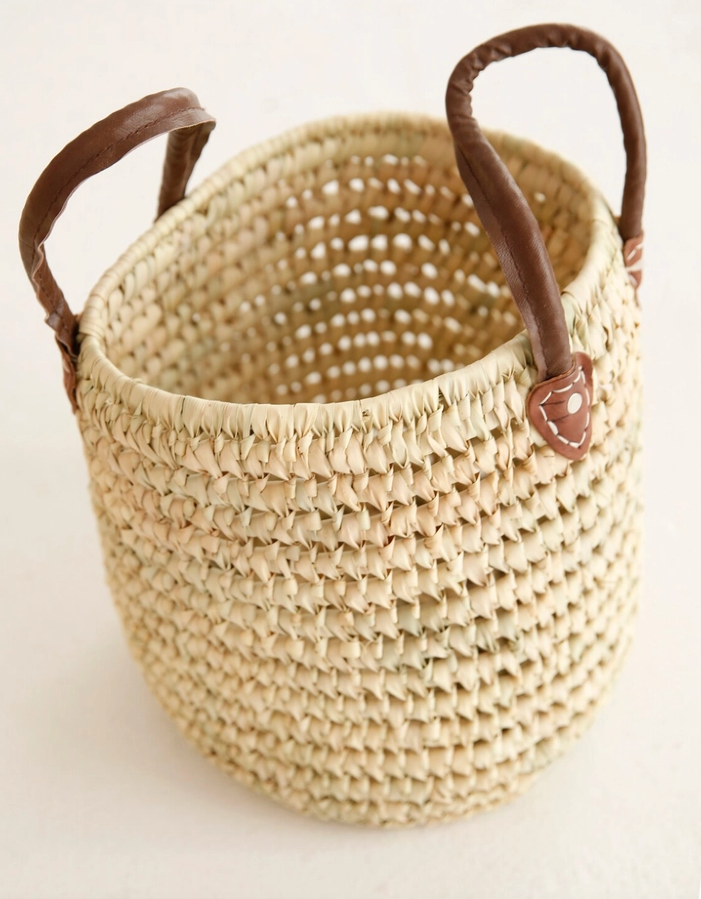 ProHandmadeDesign - Vente Paniers - Panier rond en osier avec poignées en cuir : rangement pour jouets3