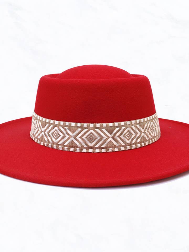 Sombrero Jazz con Cinturón de Patrón Azteca de Parte Superior Cóncava para venta al por mayor de Suzie Q USA