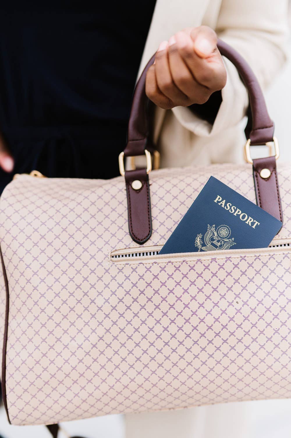 modern and chic - Wholesale Weekender Bag - Women's - Vanessa Overnighter1