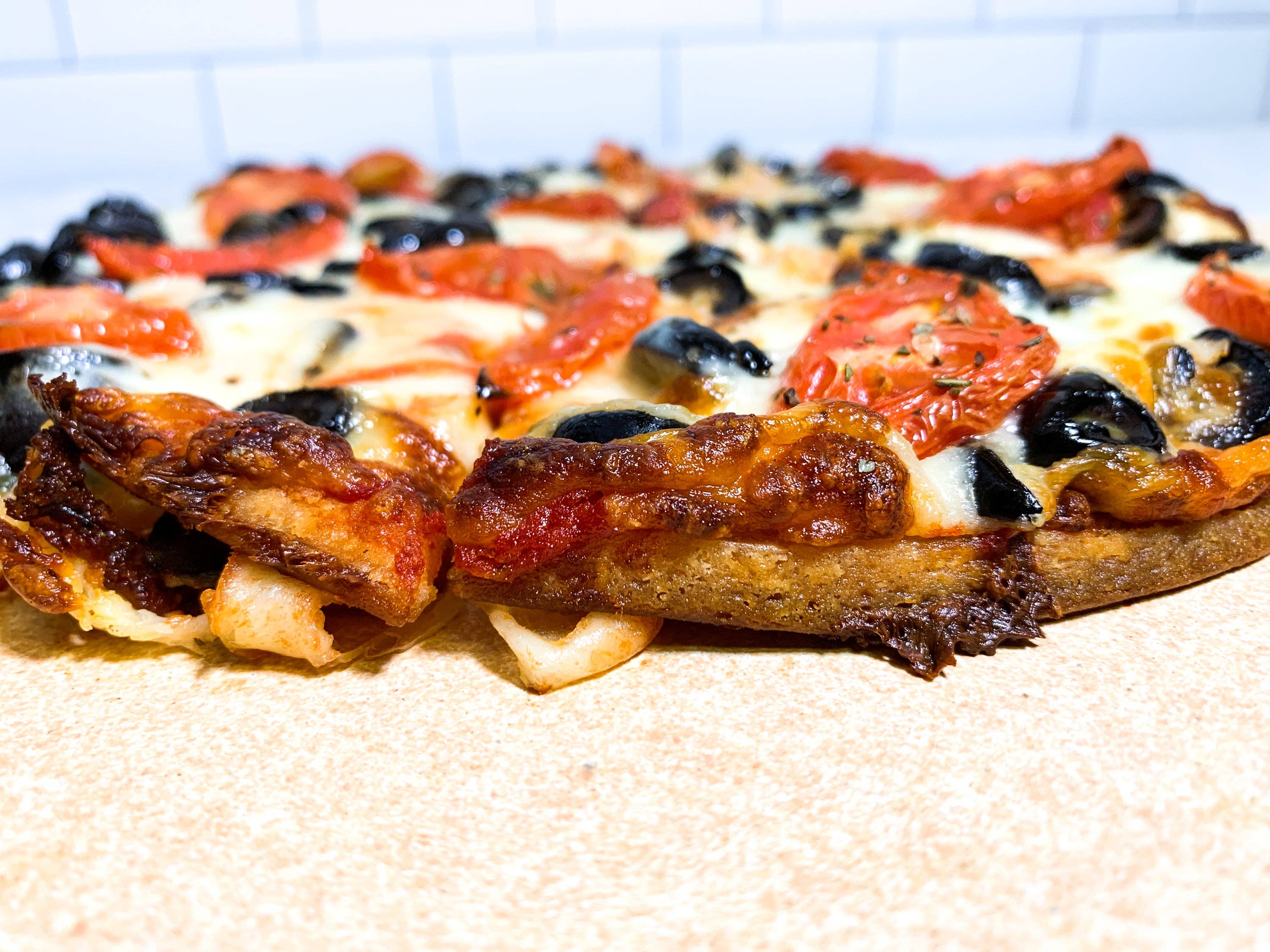 Kitchen Supply Wholesale - Wholesale Pizza Board - Pizza Stone, 14 Inch Round Cordierite3