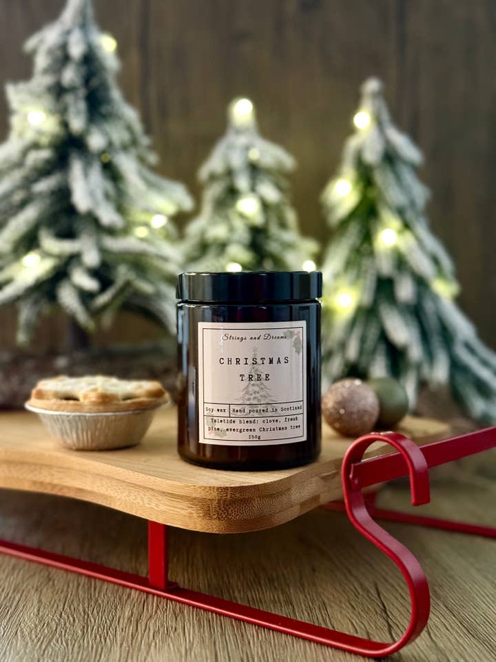 Christmas Tree soy wax candle for wholesale by Strings and Dreams Ltd