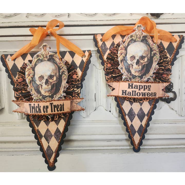 Little Heart Designs - Wholesale Ornament - Halloween Ornate Skull Hanging Decoration