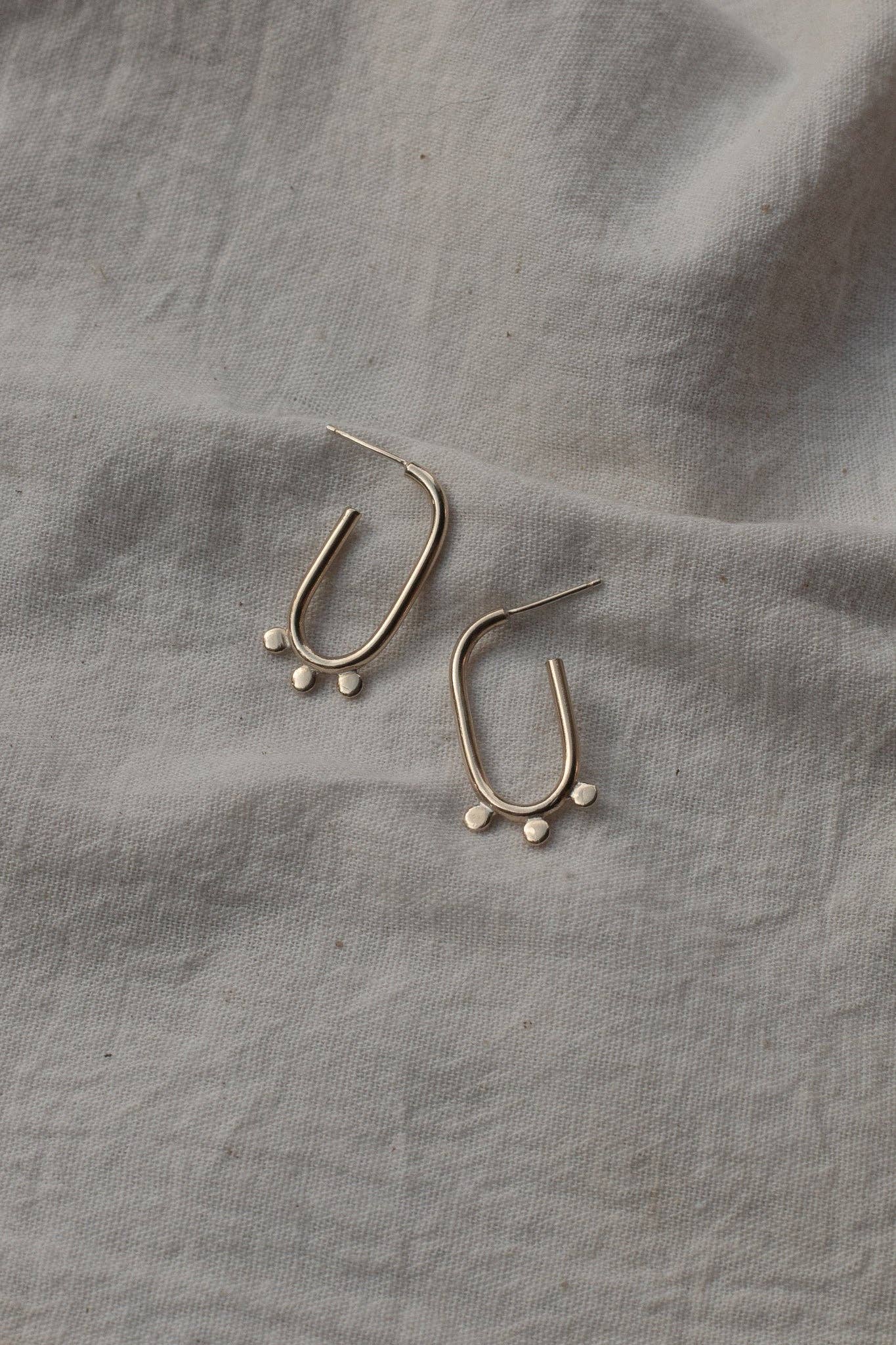 YEWŌ Collective - Wholesale Hoop Earrings - Suzya Earrings1