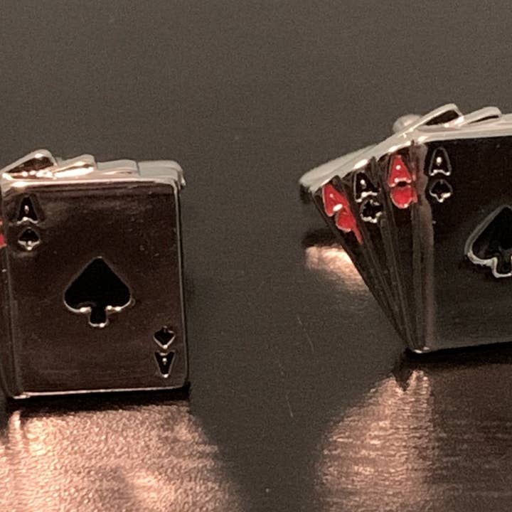 Boutons de manchette Aces Are Rogue pour la vente par Gentleman Rogue