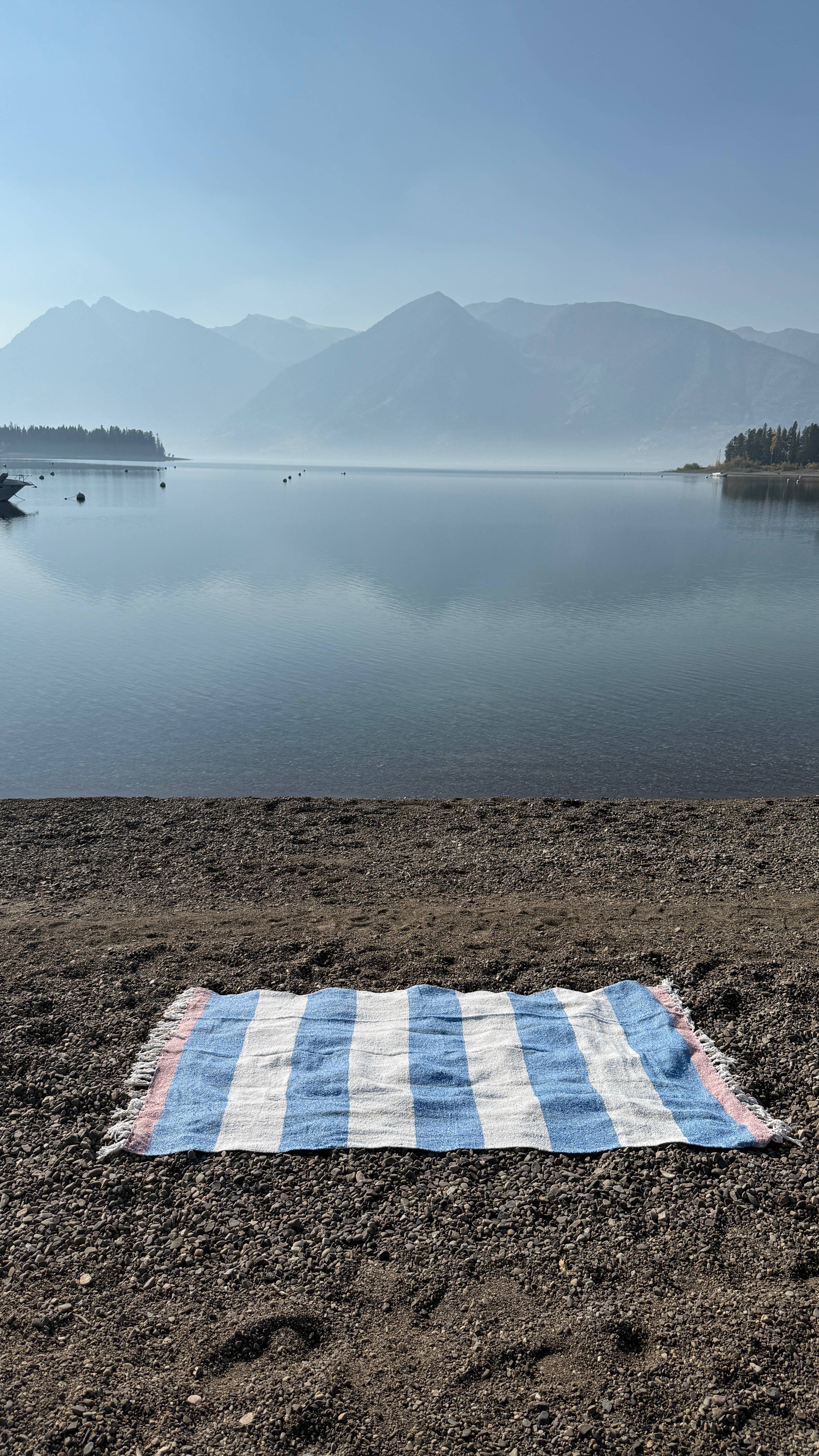 Caminito - Wholesale Decoratiedeken - Suave Aire - Dekenrol3