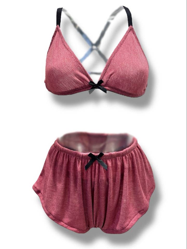 Ensemble de détente côtelé 2 pièces rose crépusculaire pour la vente par Abigail Walker lingerie