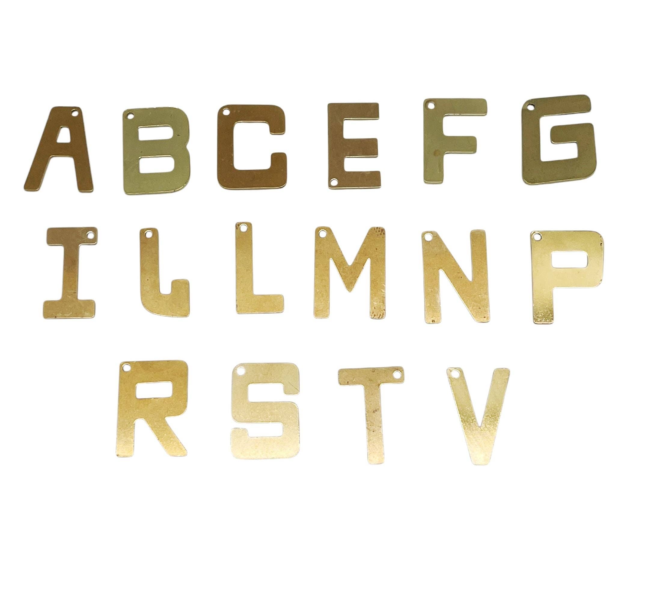 Gloria Mago - Wholesale Keychain - Women's - Mobile hanging keychain LETTER in gold and brown leather tassels2