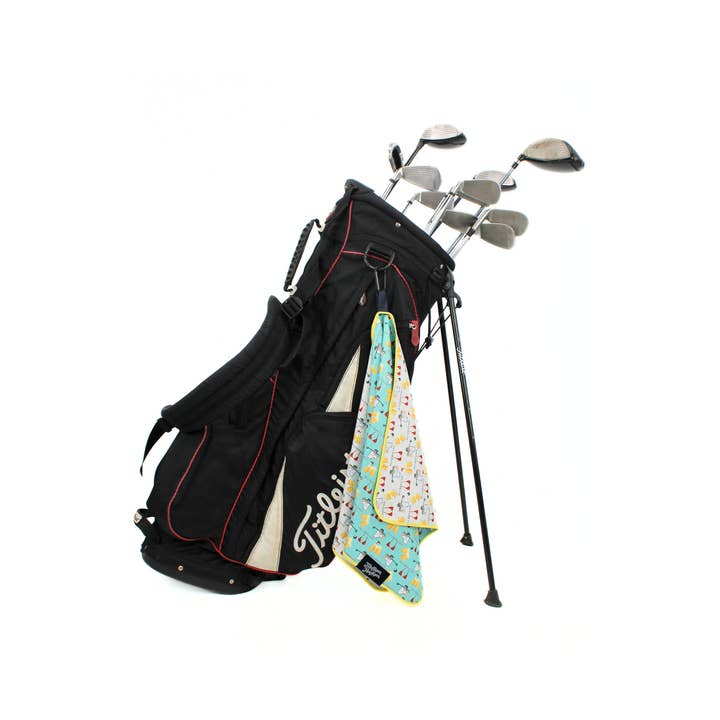 MULLIGAN HOOLIGAN® - Wholesale Sports Towel - Microfiber Golf Towel - I'm a simple man
1