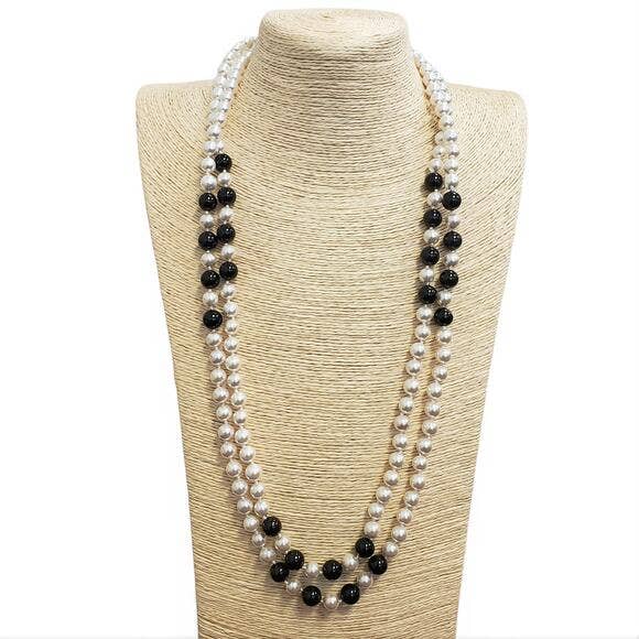 Bijoux Envie Statement Jewelry - Wholesale Beaded/Pearl Necklace - Mother of Pearl Necklace | Black and White | Spring Necklace