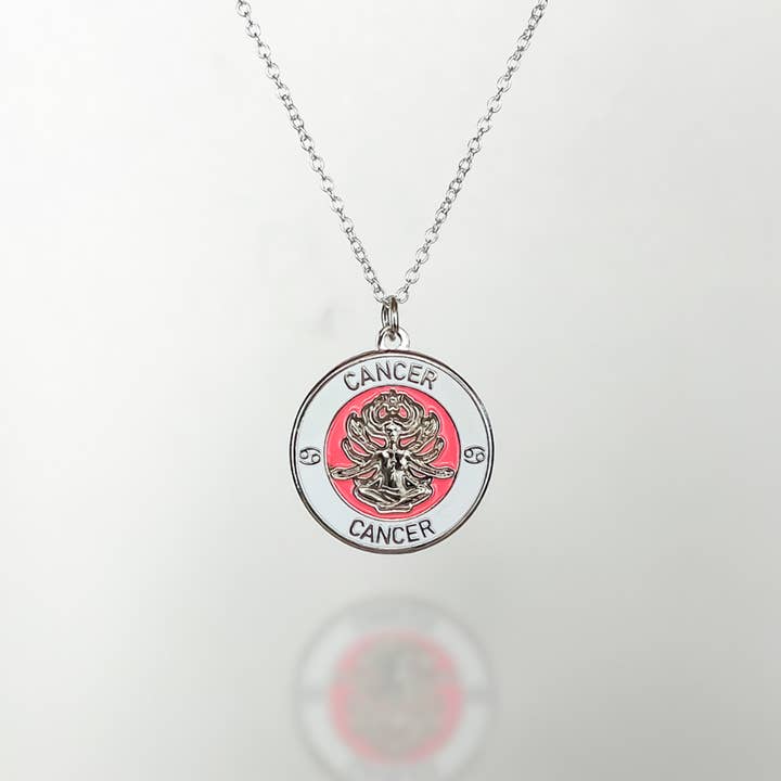 Pendentif en forme de zodiaque émaillé « Cancer » en argent sterling pour la vente par The Retrograde Shop