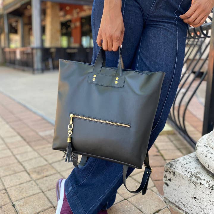 The Traveler Backpack for wholesale by FifteenAndFifteen