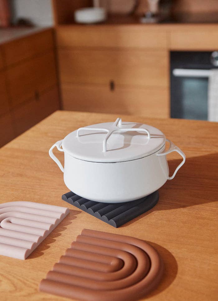 OYOY LIVING DESIGN A/S - Wholesale Trivet - Rainbow Trivet3