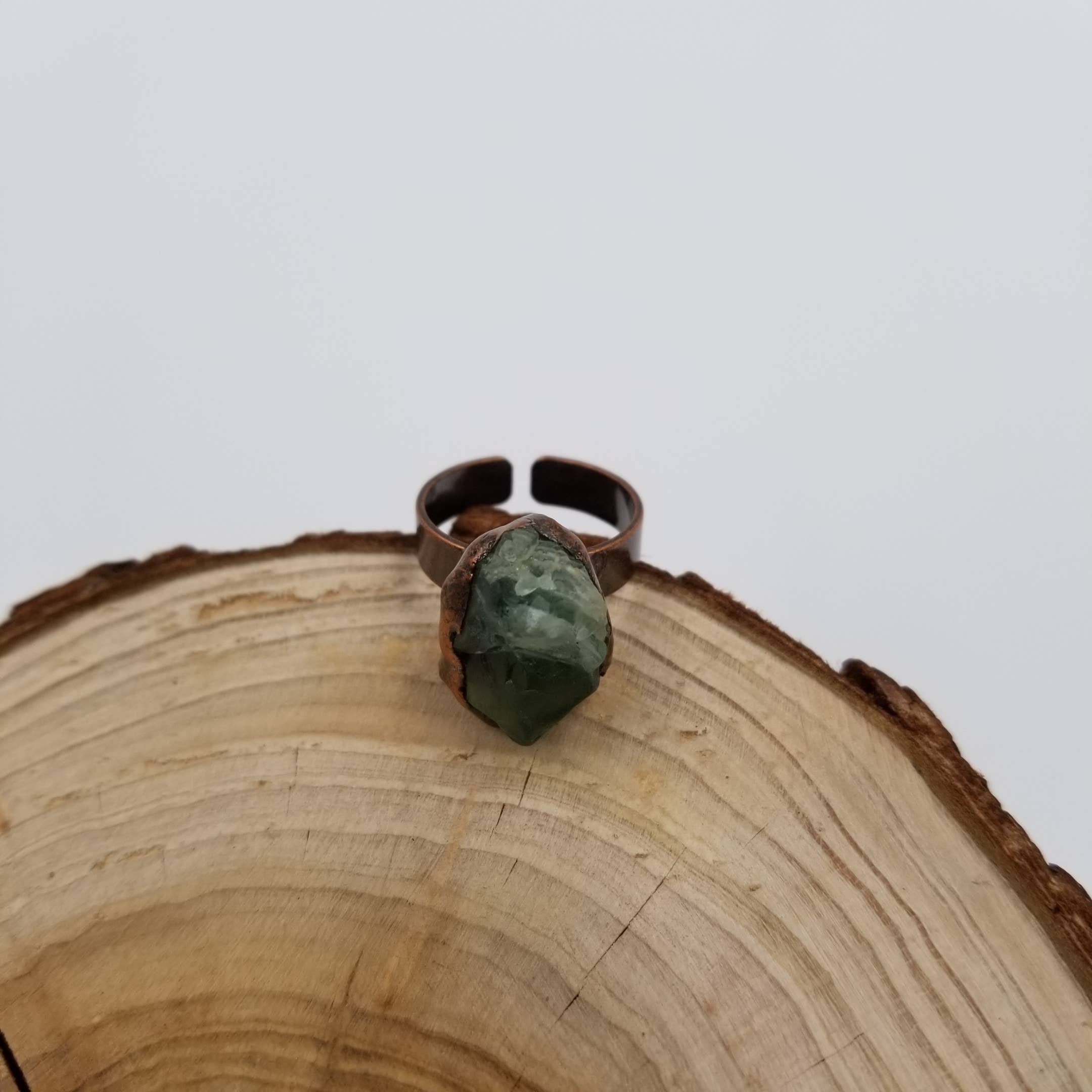 CHAKRA JEWELRY - Wholesale Cocktail/statement ring - Adjustable Natural Stone Chakra Ring0