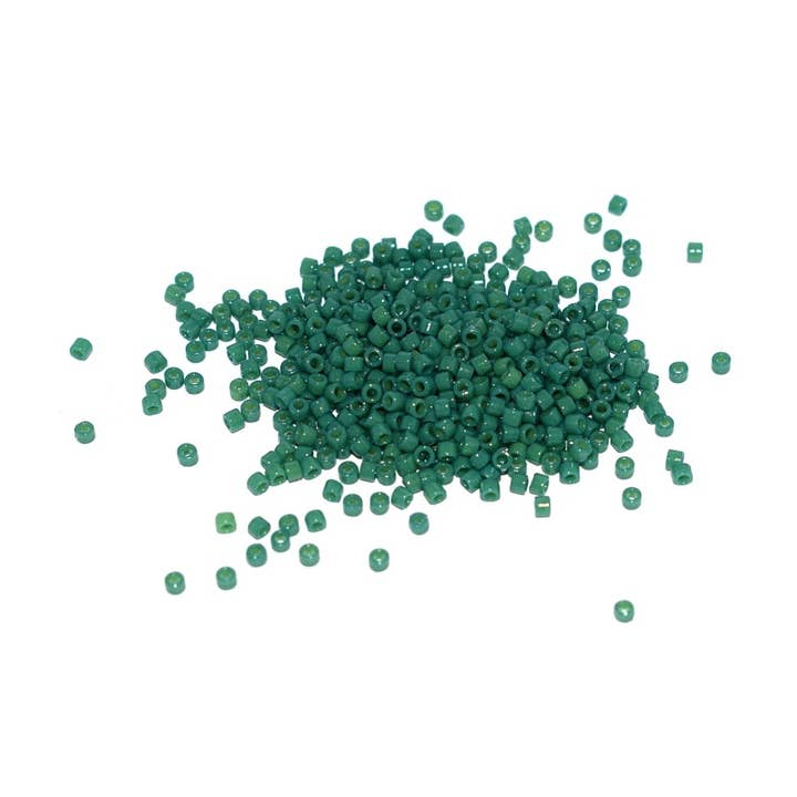 5g Miyuki Delica 11/0 Duracoat Opaque Spruce DB-2127 for wholesale by Fais-le toi-même