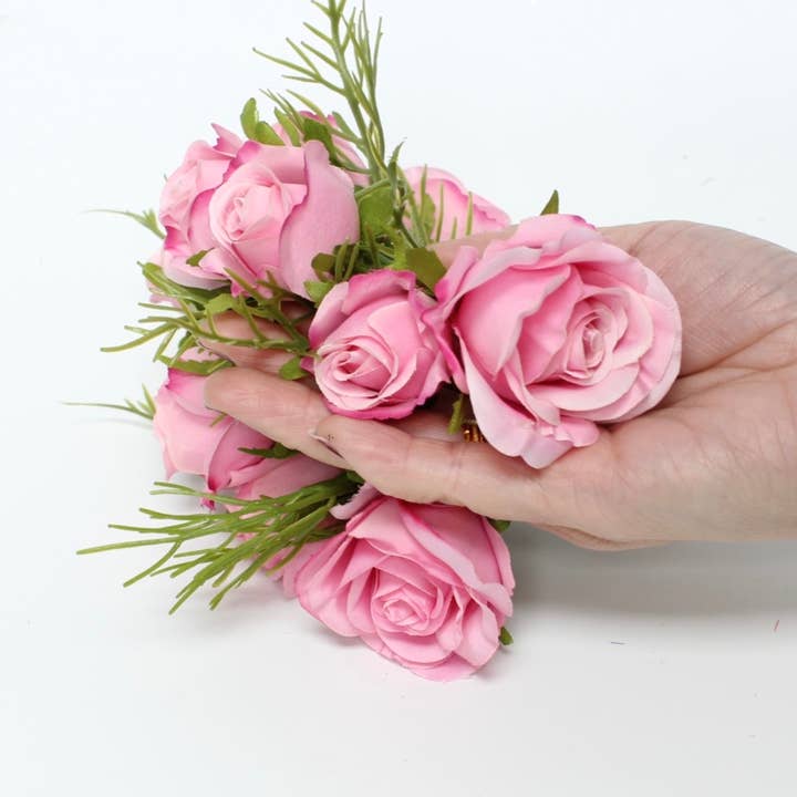 Angel Isabella - Wholesale Artificial Flowers - Rosebud Bouquet1