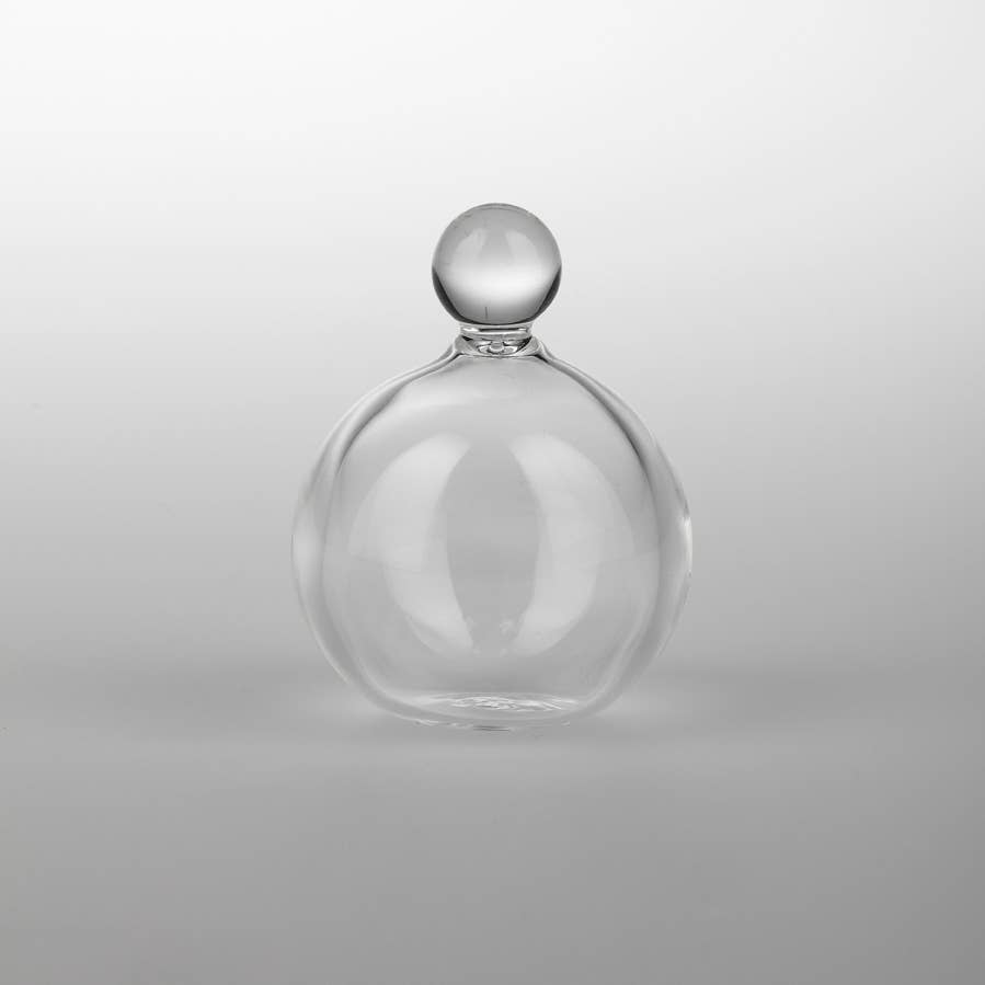 Löwe Versandhandels GmbH - LivingDesigns - Wholesale Carafe - Alladin 1.3 litre gold carafe2