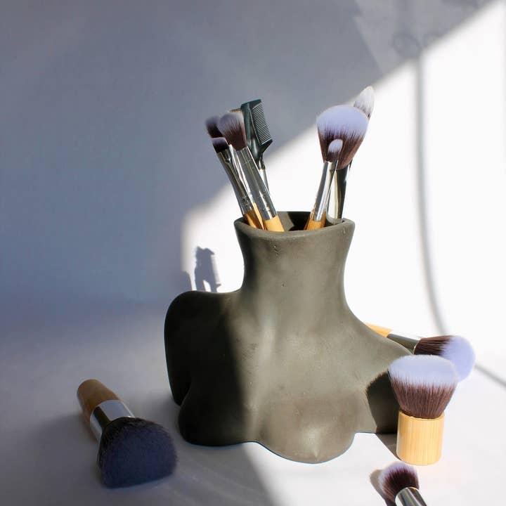 Concrete Female Bust Vase in Black for wholesale by House of Ivy