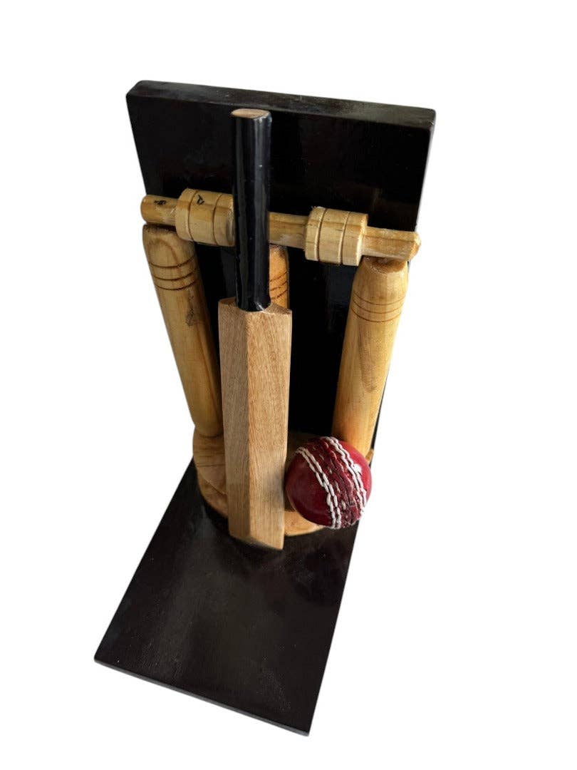 SPORTGIFTZ – wholesale Bookend – CRICKET-GIFTS Cricketing Bookend Single Unit, Wooden, 22cm high, Can also be used as a presentation trophy6
