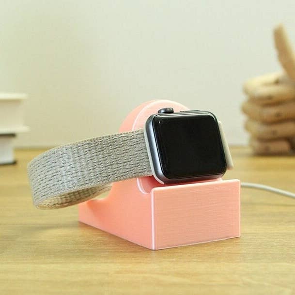 Support de chargement iRest pour Apple Watch pour la vente par Clever Contraptions