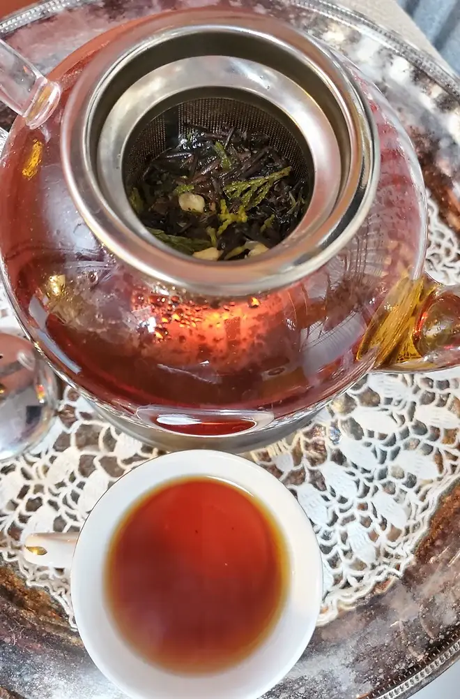 Sweet Dandelion, llc - Wholesale Loose Tea - Woodland Hike Tea4