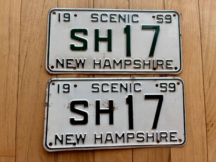 Paar New-Hampshire-Kennzeichen (1959) für den Großhandel von RusticPlates