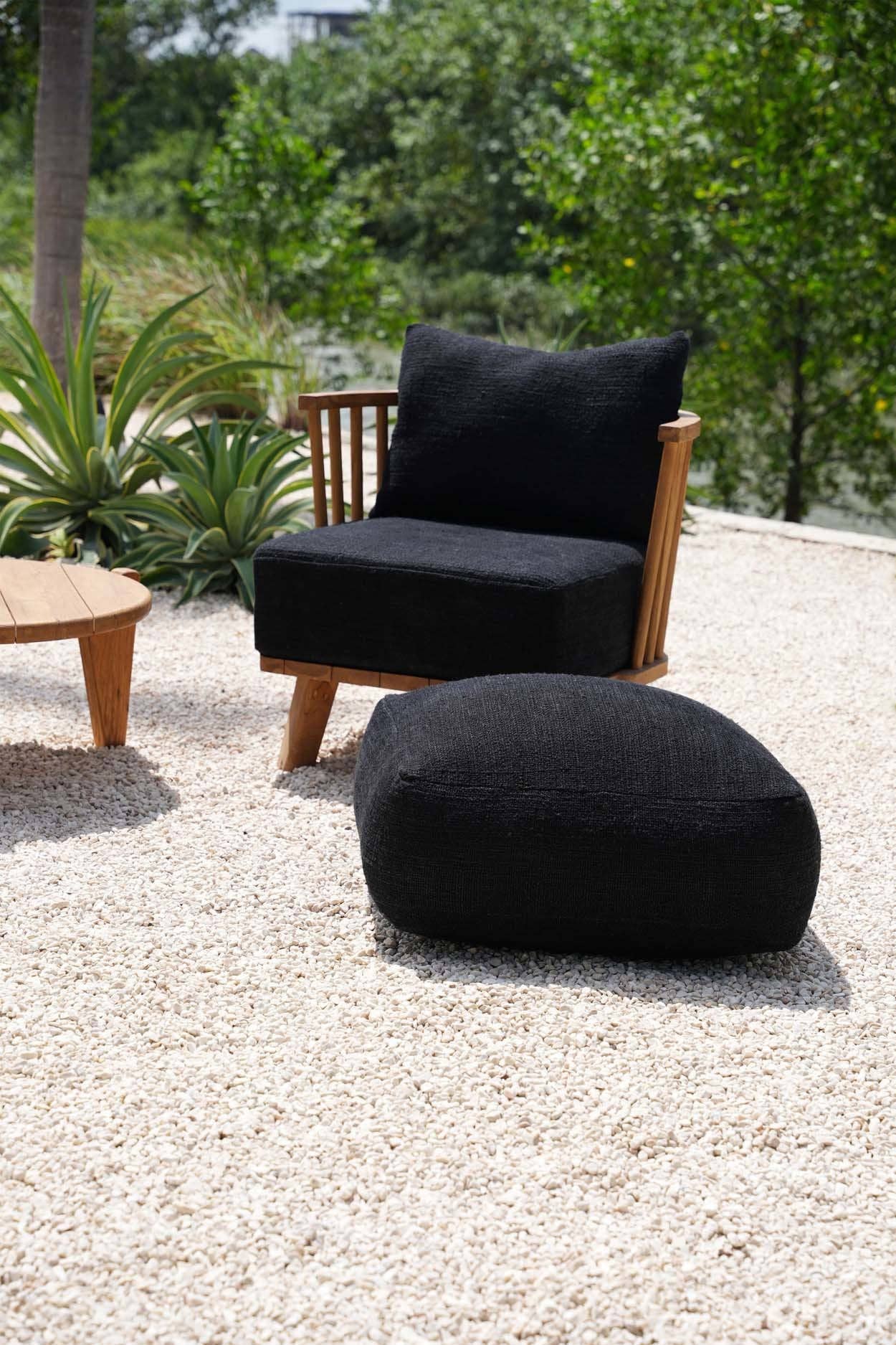 Bazar Bizar Living - Wholesale Pouf - The Comfy Pouffe - Black2