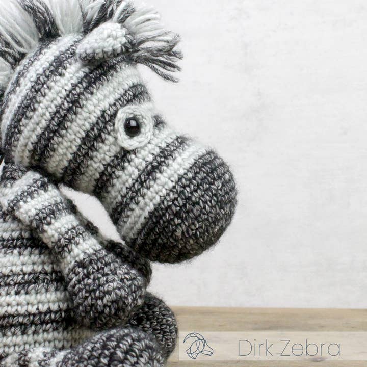 Hardicraft - Wholesale Knitting/Crochet Supplies - DIY Crochet Kit - Dirk Zebra1