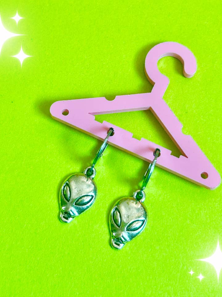 Alienörhängen Funky örhängen Silverörhänge Festival för wholesale av Alien Bratz