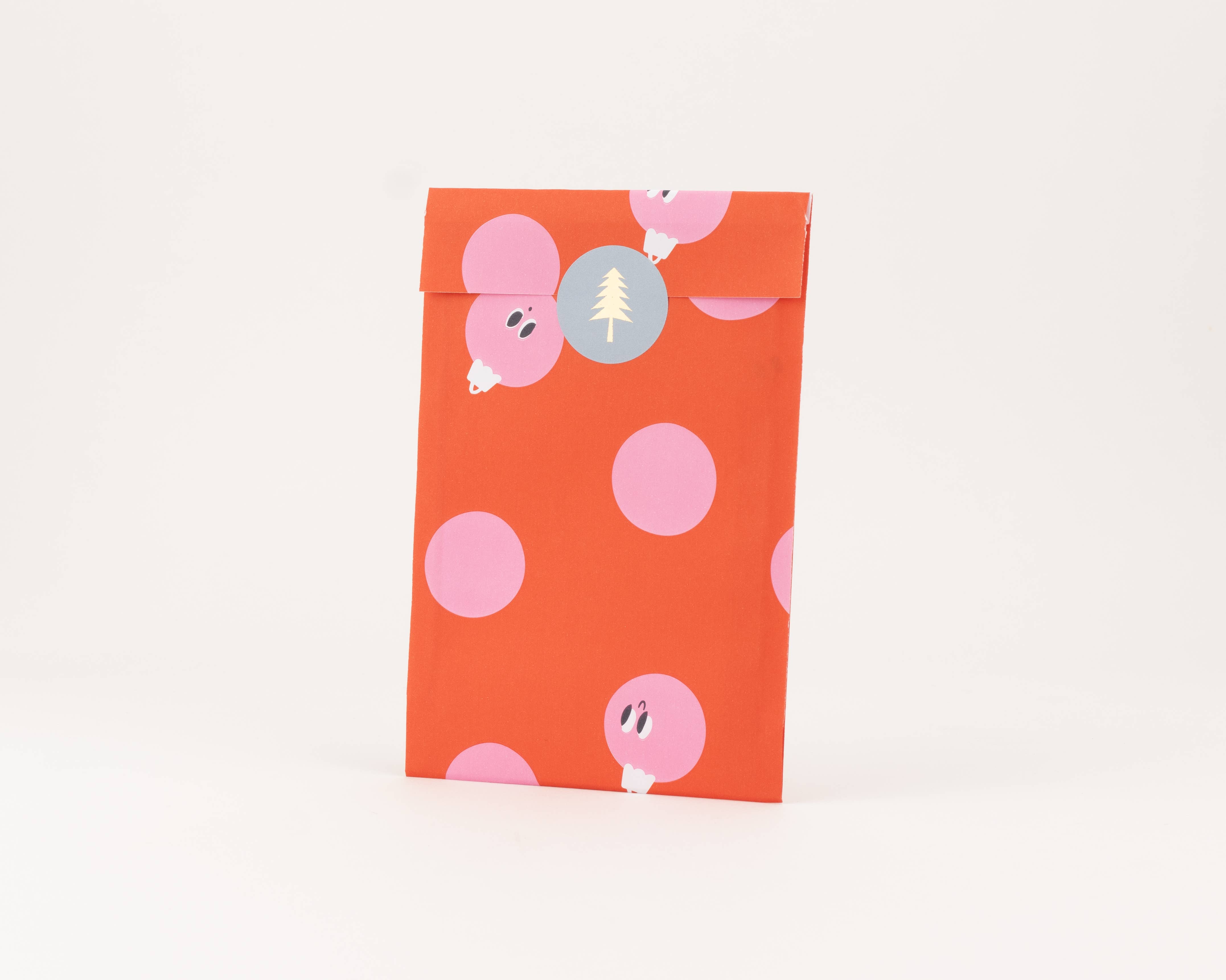 liebevoll verpackt - Wholesale Gift Bag - Peek-a-Boo Baubles Paper Bags, Red (Christmas)3