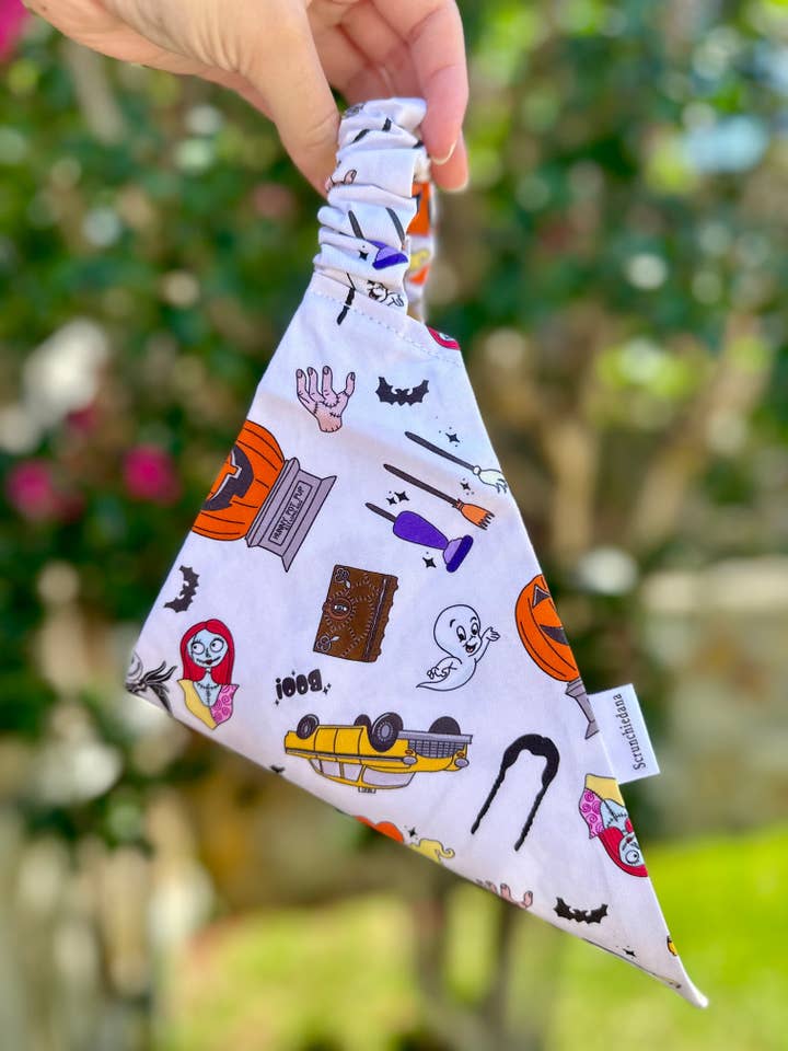 Classiques d'Halloween Scrunchiedana® pour la vente par Hunny Pot Pup LLC