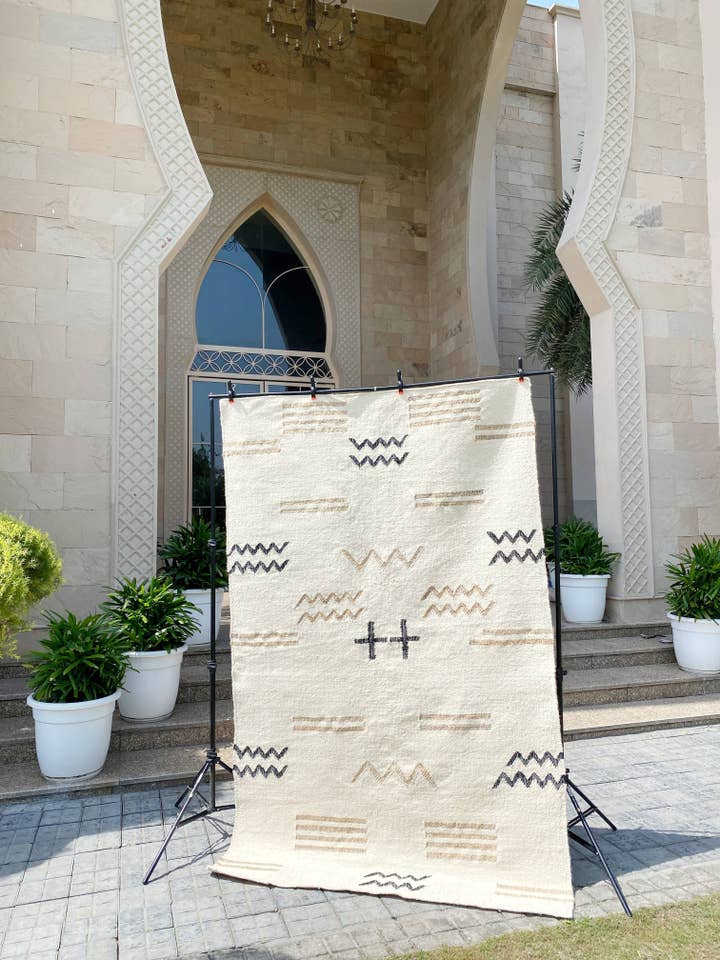 SAMAIRA Wollteppich Kelim handgewebt für den Großhandel von Rich Class Decor