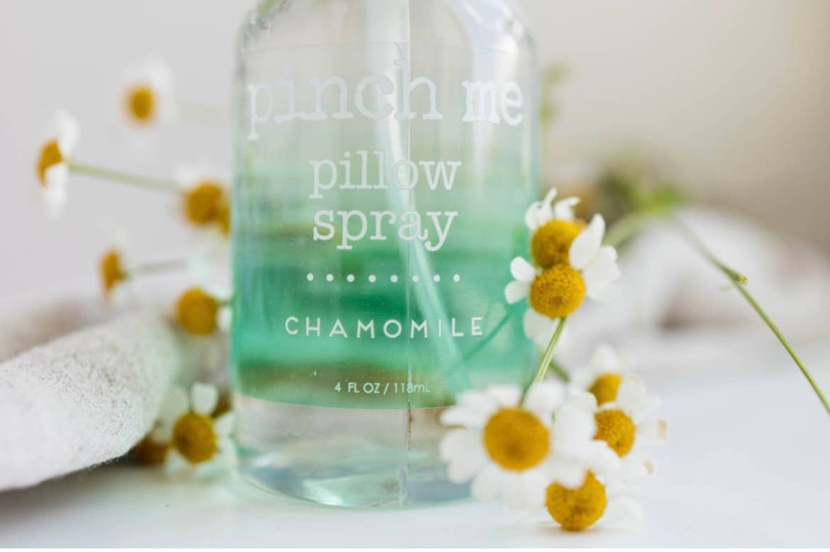 Pinch Me Therapy Dough – Spray de quarto e roupa por atacado – Camomila spray de travesseiro2