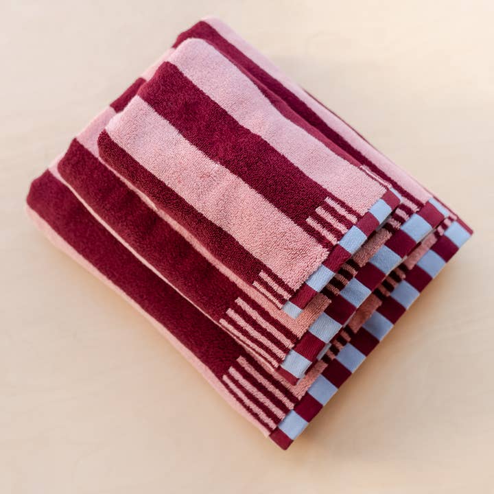 TBCo - Wholesale Bath Towel - Cotton Towels in Pink Stripe
