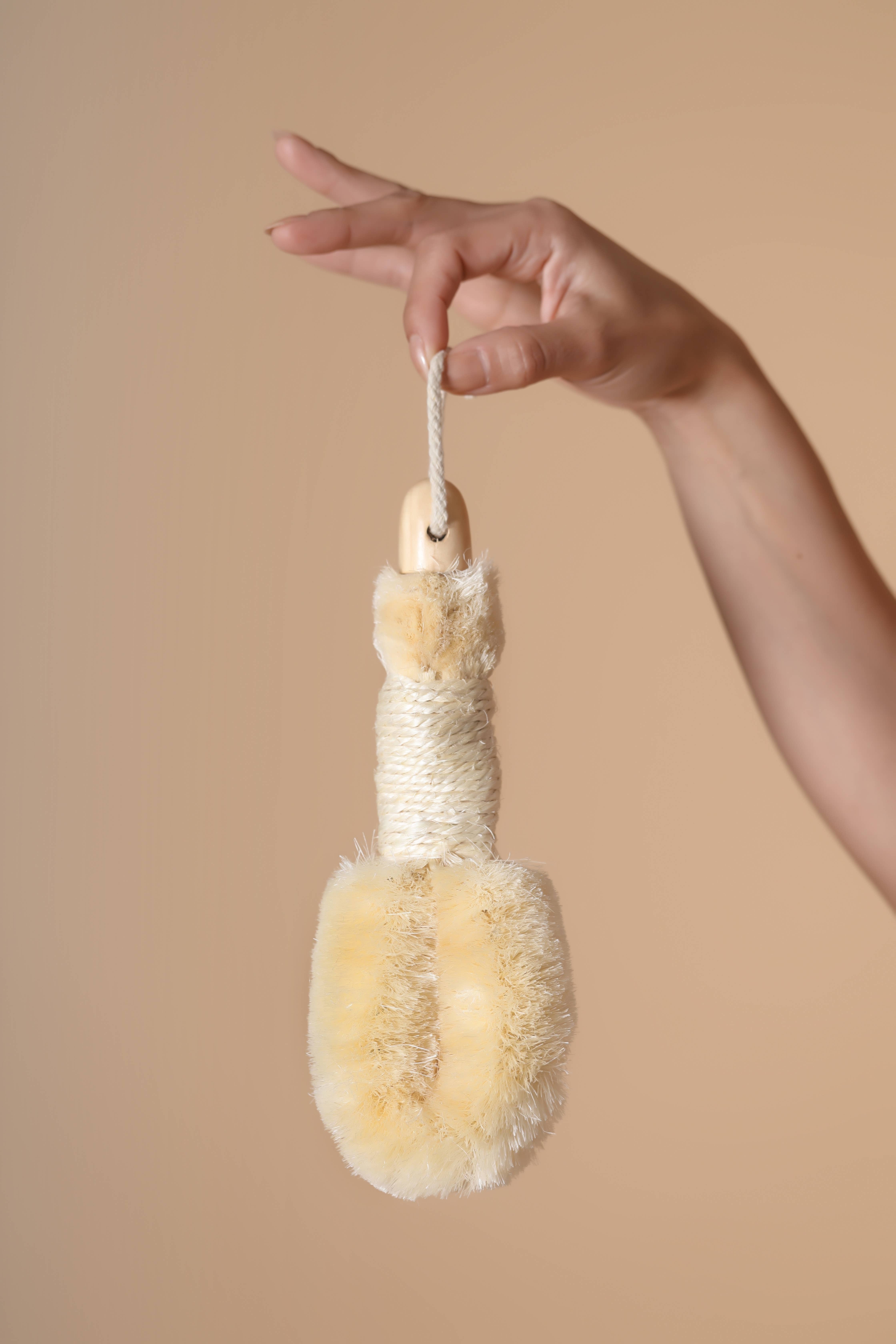 Hadaka Beauty – wholesale Kroppsborste – SISSI kroppsbortstborste i sisal för exfoliering2