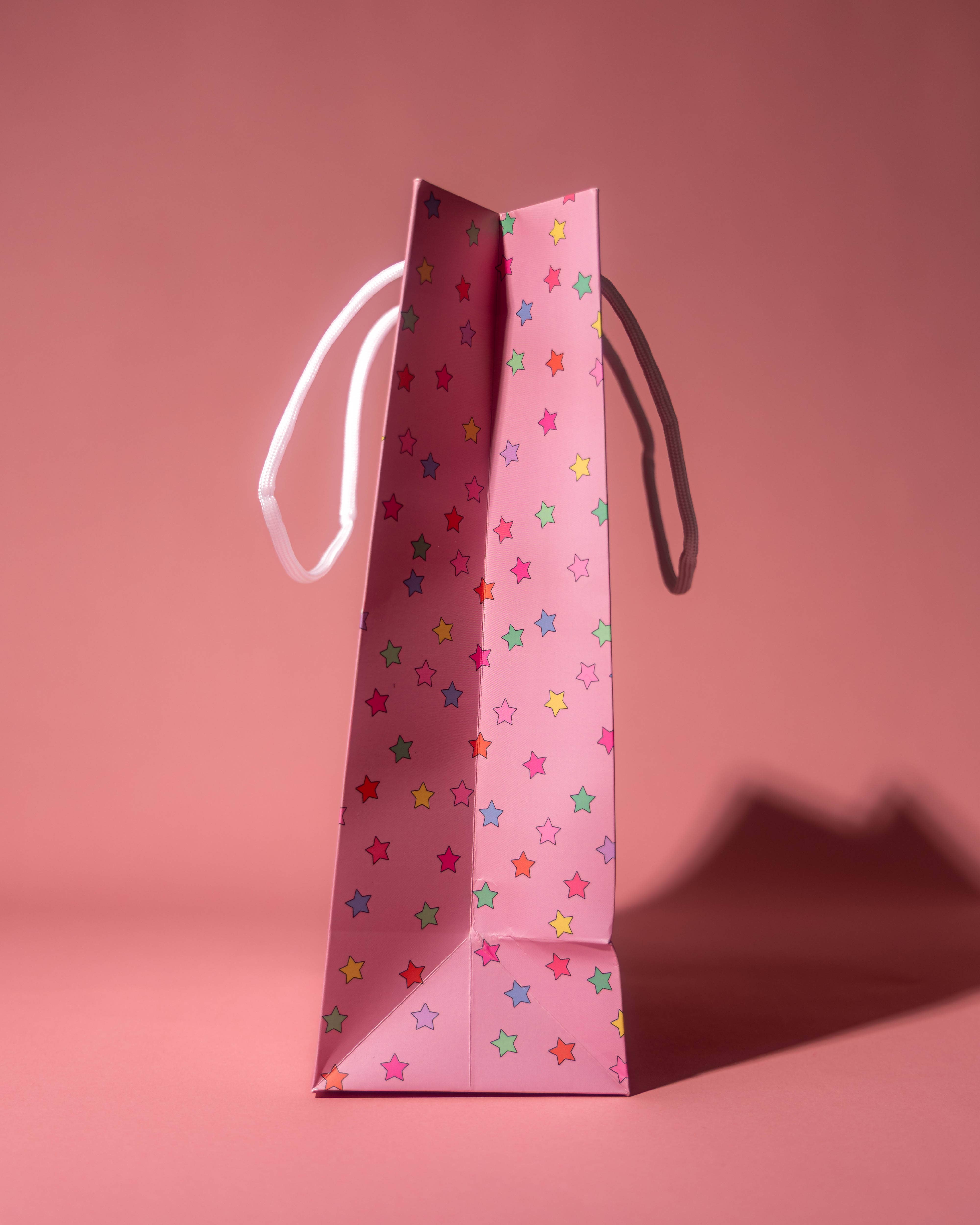 Illustrating Amy - Wholesale Gift Bag - Rainbow Cake Gift Bag4