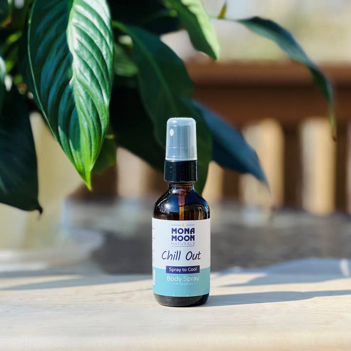 Spray Rafraîchissant – Rafraîchissez et Refroidissez Instantanément pour la vente par Mona Moon Naturals